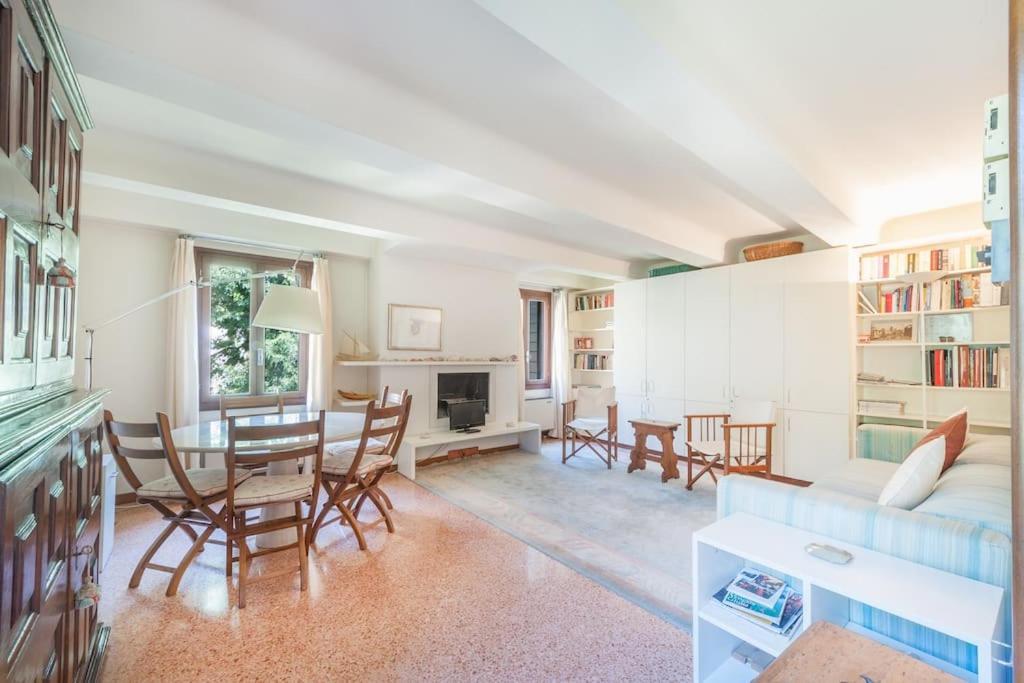Ca' De La Comare, Relaxing And Elegant Apartment On Canal Grande 베니스 외부 사진